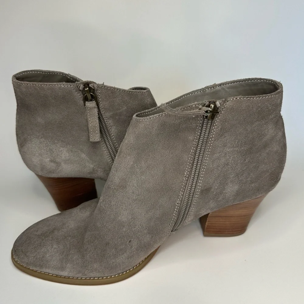 Susina Boots Women's 9.5 M Zipper Ankle Booties Suede Leather Block Heels Boho